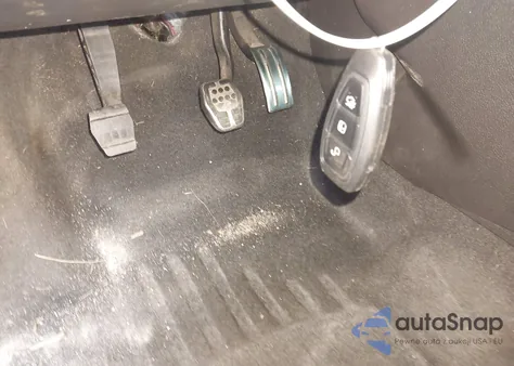 2014 Ford Focus z USA, uszkodzony, nr VIN 1FADP3L93EL405113